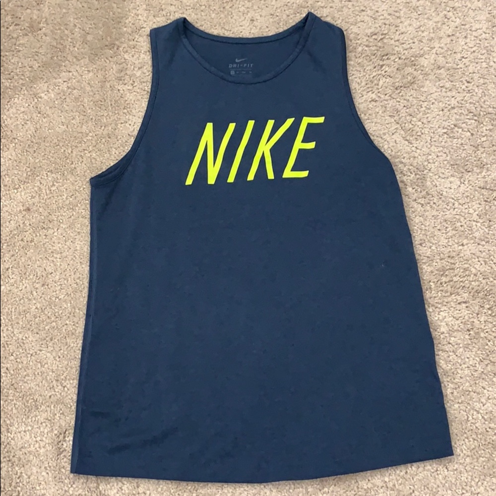 Nike workout tank